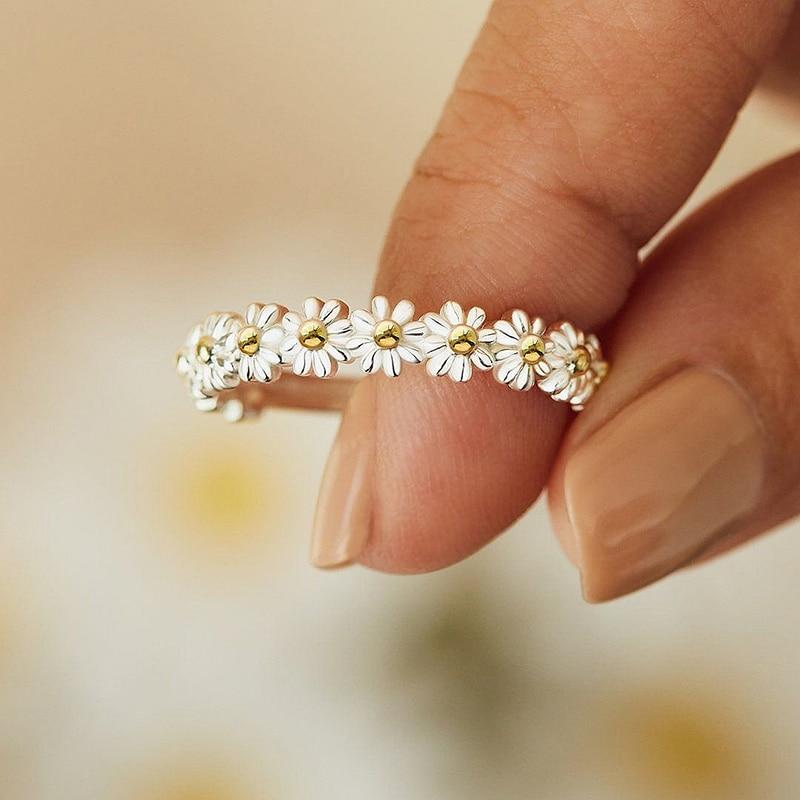 Bague Ajustable en Argent avec Marguerite